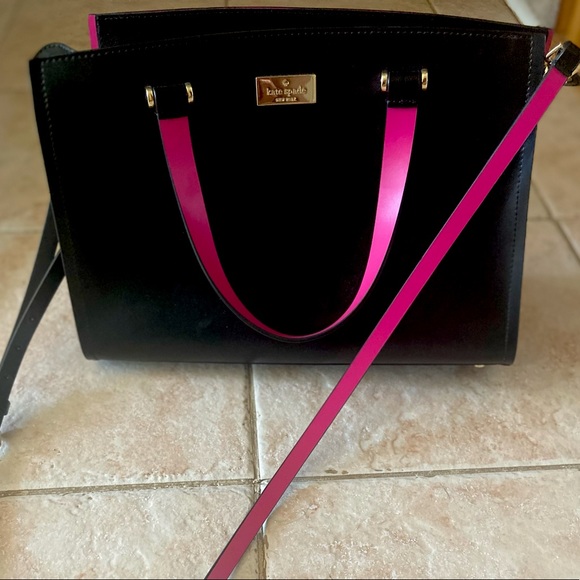 Kate Spade blank and pink accents leather purse - Picture 1 of 5